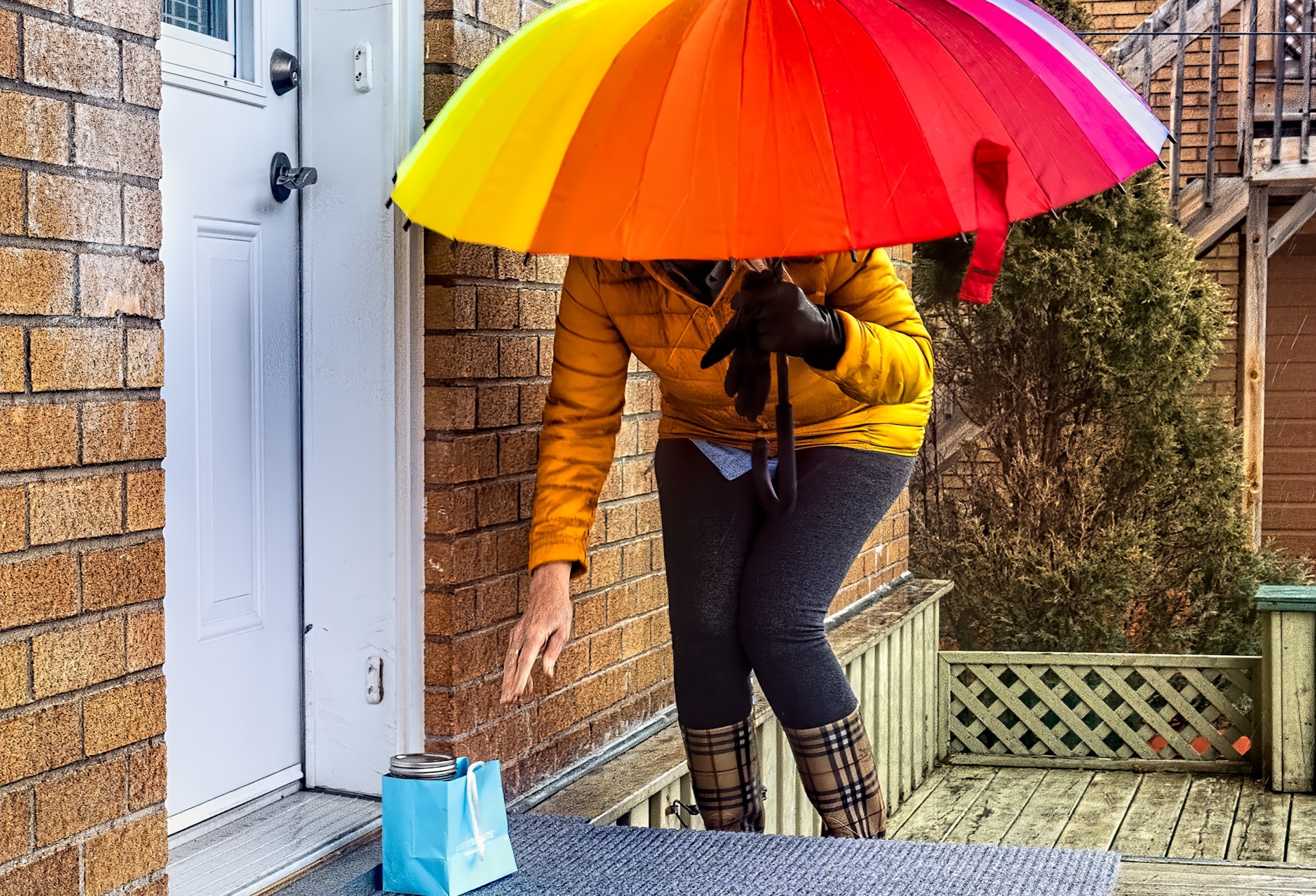 Leaving shopping-andre-ouellet-zU3xcg52df0-unsplash copy
